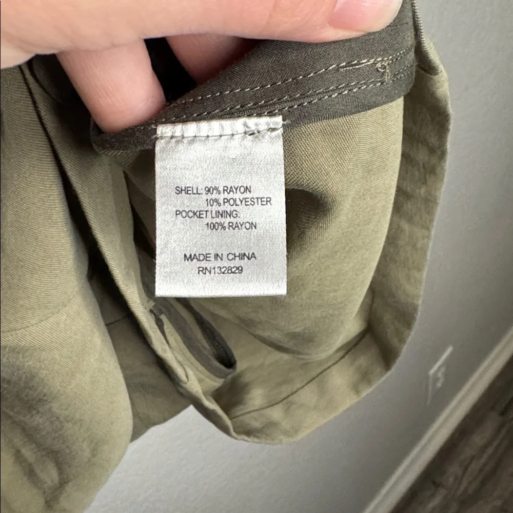 L'Academie Dylan Romper Olive Button Front Long Sleeve Pockets Sz S Streetwear - Picture 8 of 13